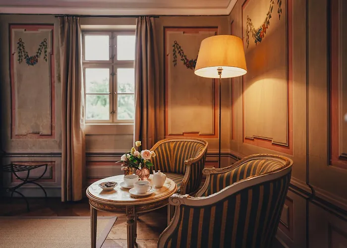 Villa Sorgenfrei Und Restaurant Atelier Sanssouci